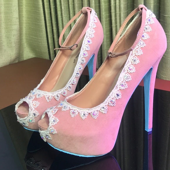 Wedding Heels - Picture 2 of 3
